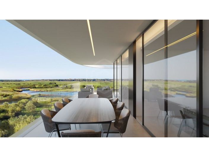 Image No.8-3 Bed Apartment for sale