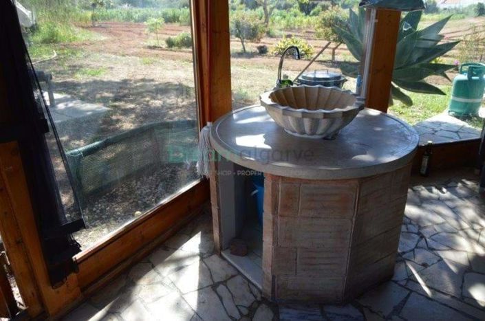 Image No.20-9 Bed House for sale