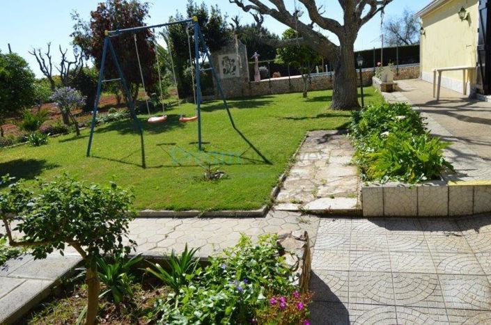 Image No.28-9 Bed House for sale