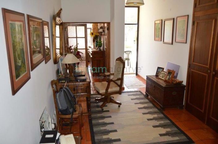 Image No.4-9 Bed House for sale