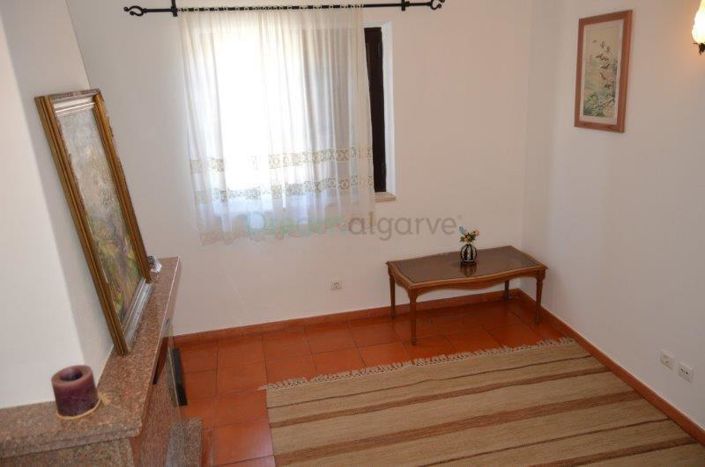 Image No.40-9 Bed House for sale