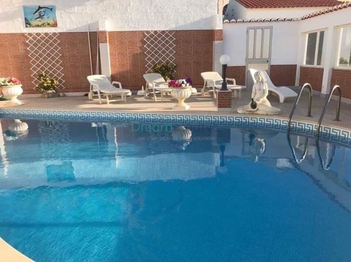 Image No.3-Maison de 9 chambres à vendre à Vila do Bispo