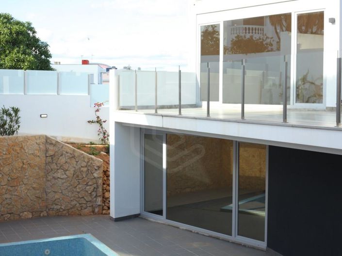 Image No.3-Maison de 4 chambres à vendre à Lagos