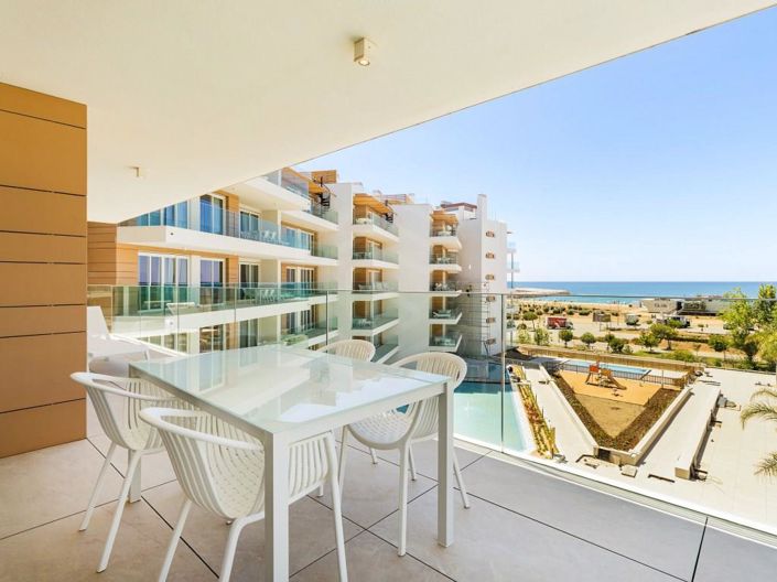 Image No.20-4 Bed Apartment for sale