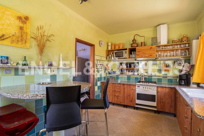 Image No.5-3 Bed House for sale