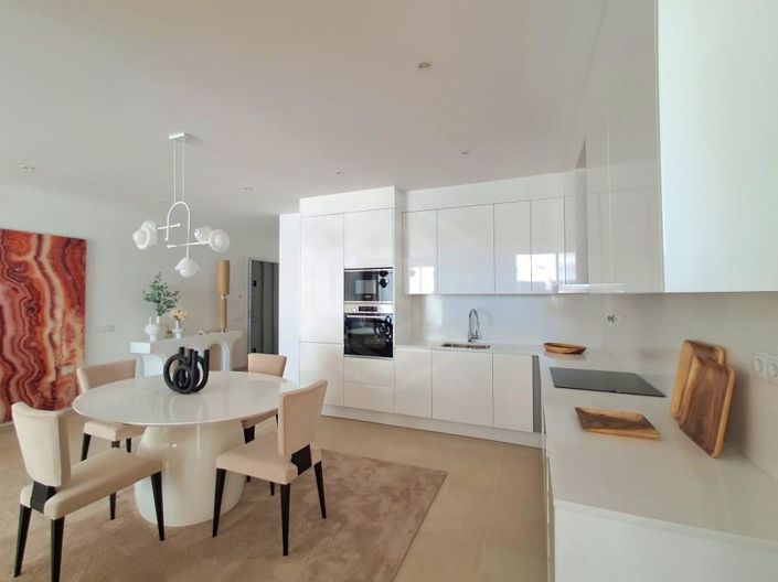 Image No.6-2 Bed Apartment for sale