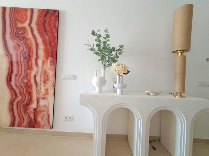 Image No.8-3 Bed Apartment for sale