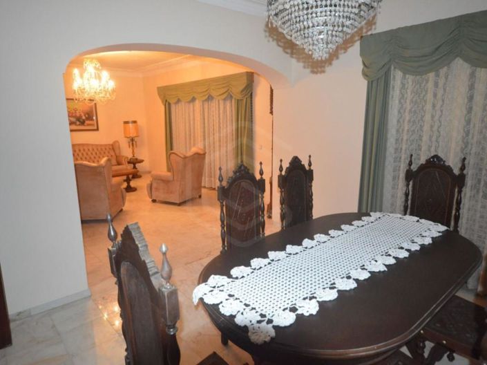 Image No.24-4 Bed House for sale