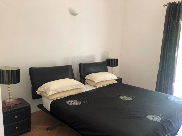 Image No.13-4 Bed House for sale