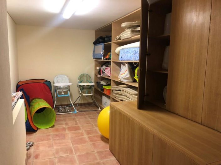 Image No.31-4 Bed House for sale