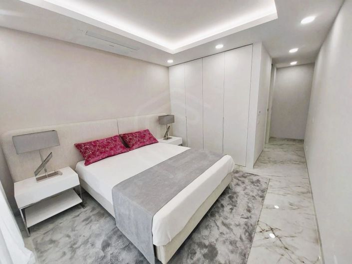 Image No.22-3 Bed Apartment for sale