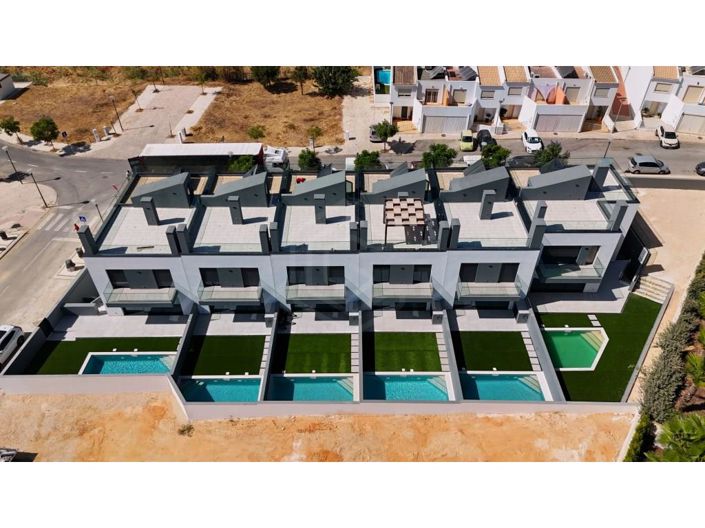 Image No.11-Maison de 4 chambres à vendre à Montenegro