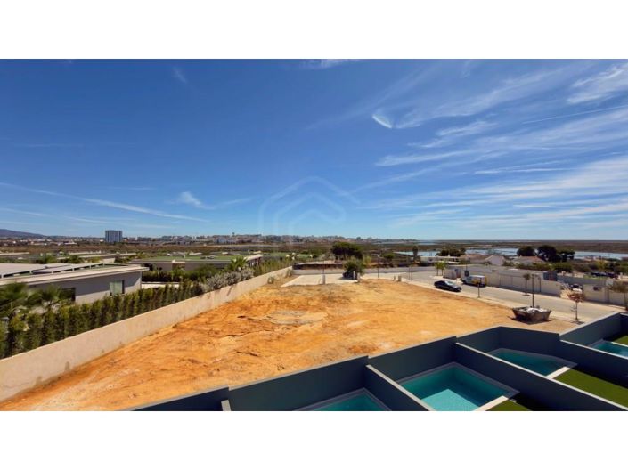 Image No.31-Maison de 4 chambres à vendre à Montenegro