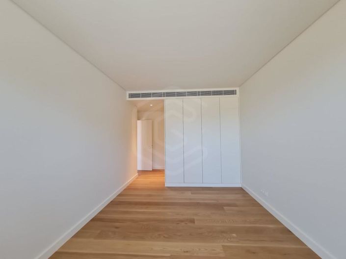 Image No.11-1 Bed Apartment for sale