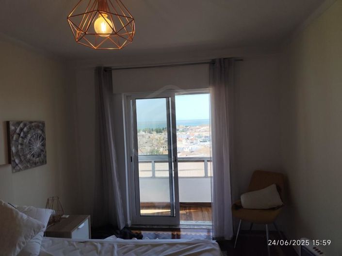 Image No.13-6 Bed Apartment for sale