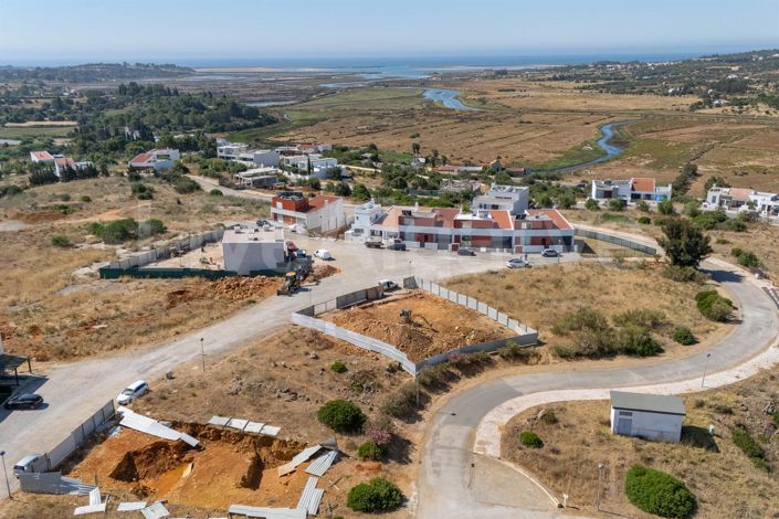 Image No.2-Maison de 4 chambres à vendre à Portimao