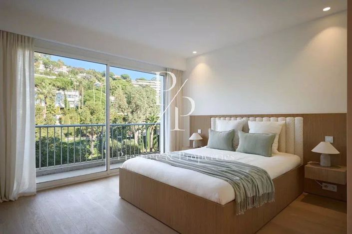 Image No.12-4 Bed Apartment for sale