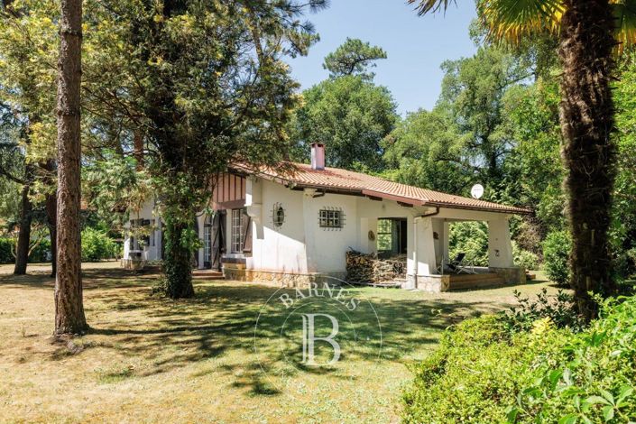 Image No.4-5 Bed House for sale