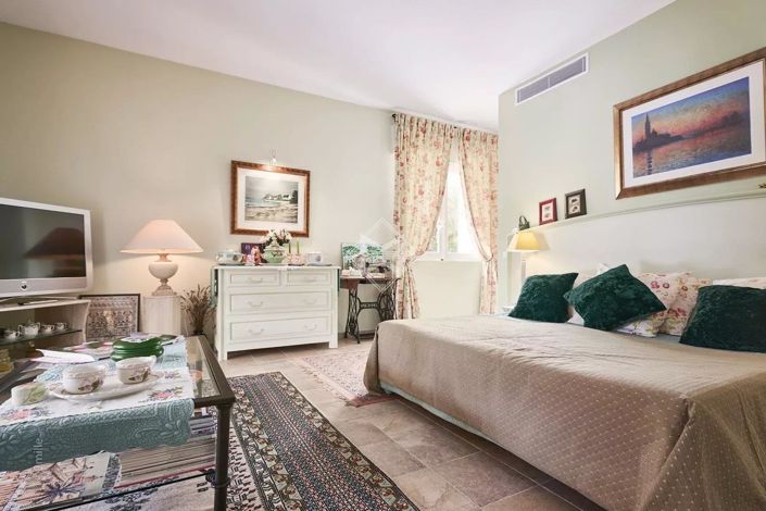 Image No.8-Maison de 6 chambres à vendre à Saint-Tropez