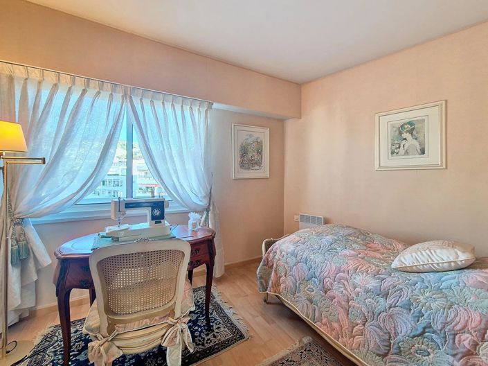 Image No.13-2 Bed Apartment for sale