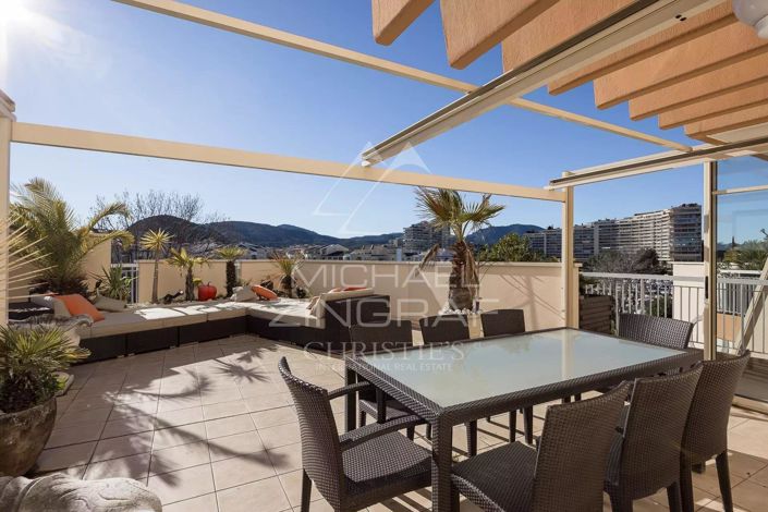 Image No.2-Appartement de 3 chambres à vendre à Mandelieu-la-Napoule