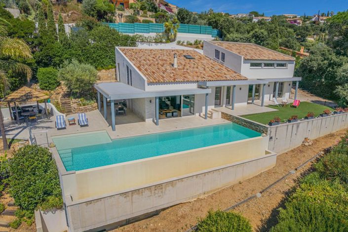 Image No.11-4 Bed House for sale