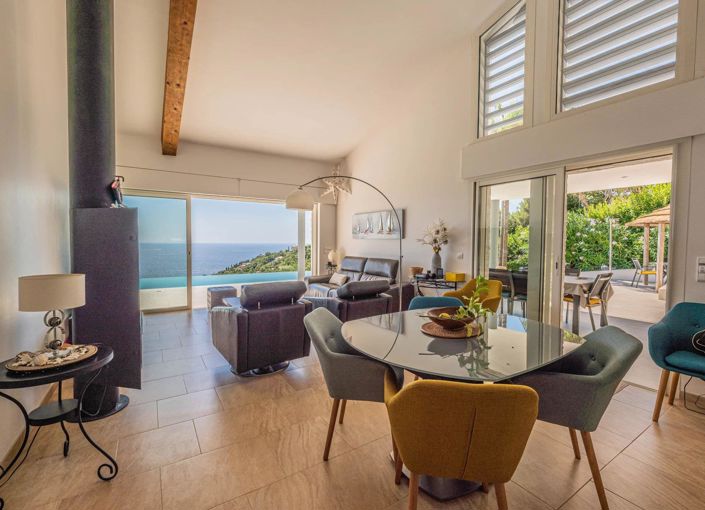 Image No.4-4 Bed House for sale