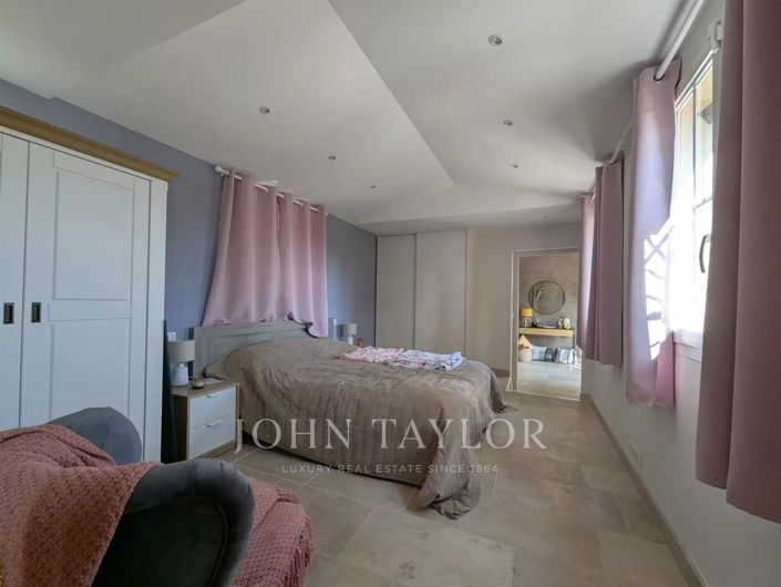 Image No.13-House for sale