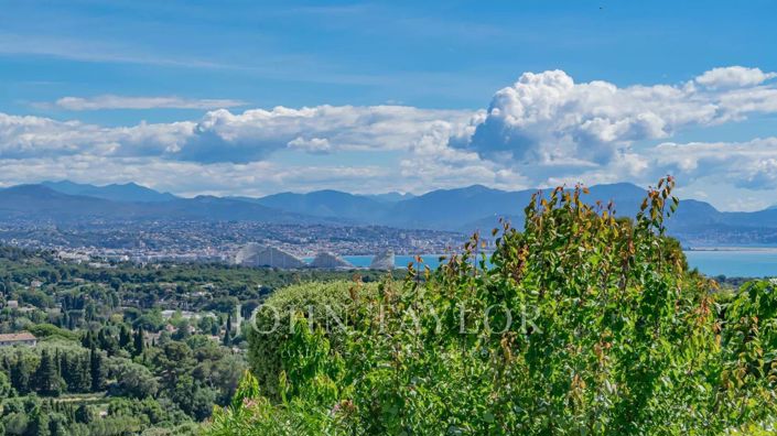 Image No.6-House for sale