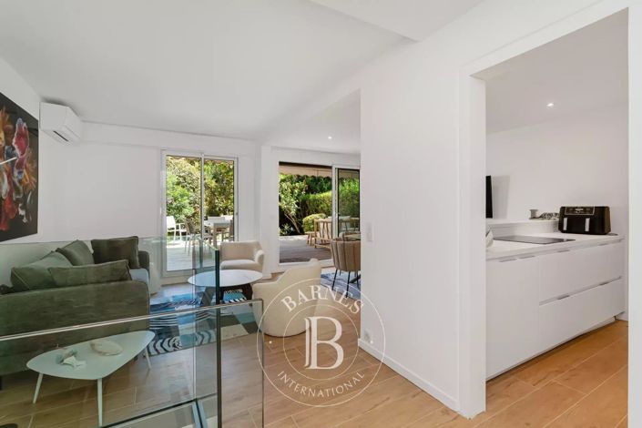 Image No.6-Appartement de 2 chambres à vendre à Saint-Tropez