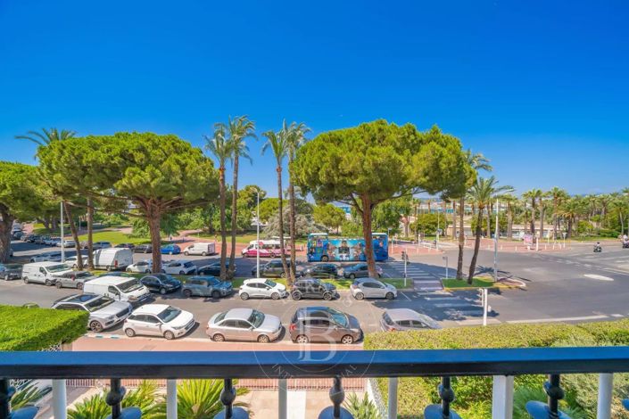 Image No.4-Appartement de 2 chambres à vendre à Cannes