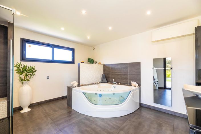 Image No.13-Maison de 4 chambres à vendre à Porto-Vecchio