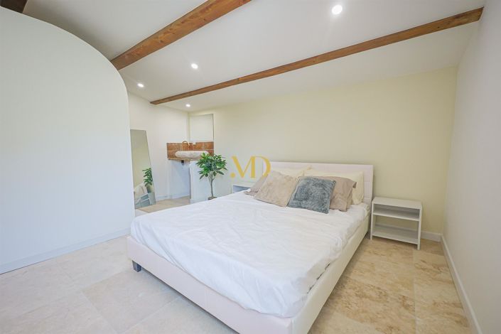 Image No.18-Maison de 5 chambres à vendre à Rustrel