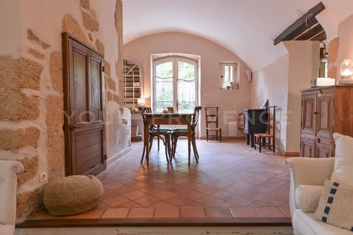 Image No.8-3 Bed House for sale