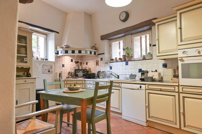 Image No.9-3 Bed House for sale