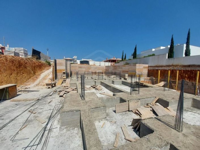 Image No.2-3 Bed House for sale