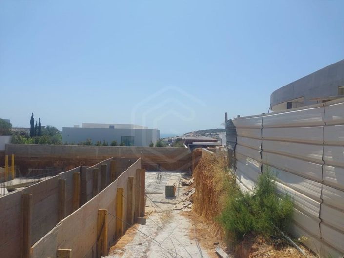 Image No.26-3 Bed House for sale