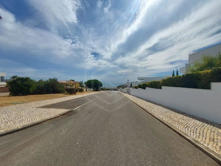 Image No.30-3 Bed House for sale