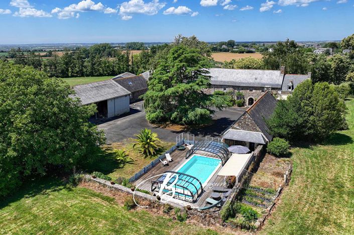 Image No.2-Propriété de 9 chambres à vendre à Cotes-d'Armor