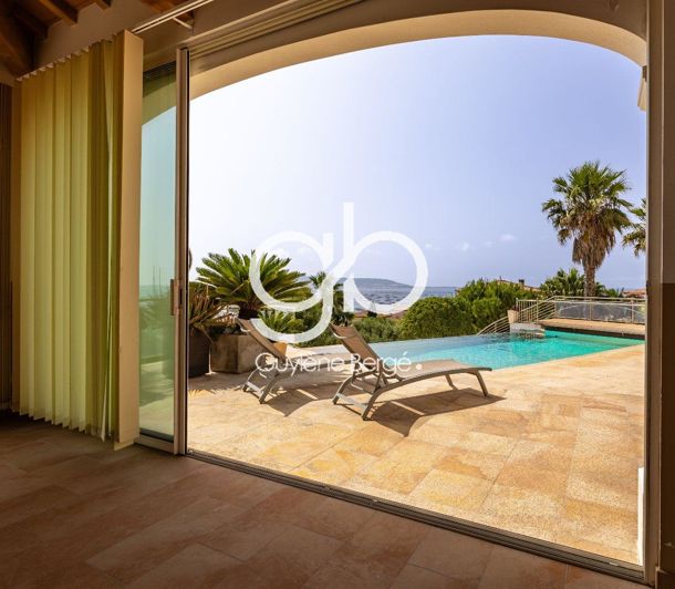 Image No.11-6 Bed House for sale