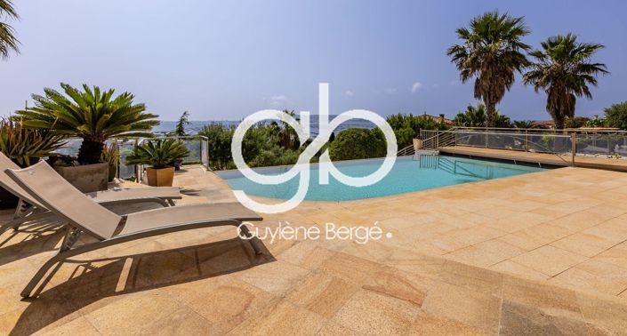 Image No.5-6 Bed House for sale