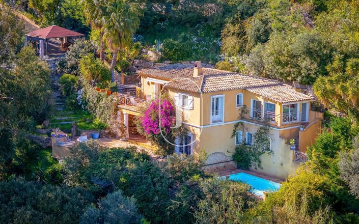 Image No.2-Maison de 4 chambres à vendre à Cavalaire-sur-Mer