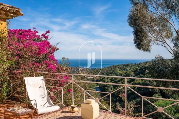 Image No.5-Maison de 4 chambres à vendre à Cavalaire-sur-Mer