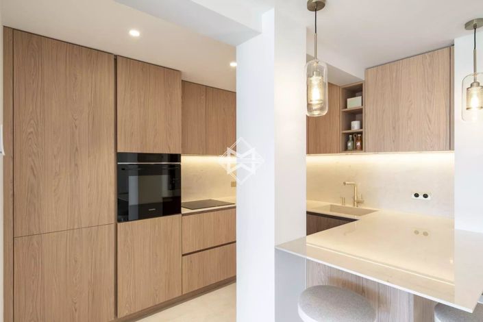 Image No.9-Appartement de 3 chambres à vendre à Cannes