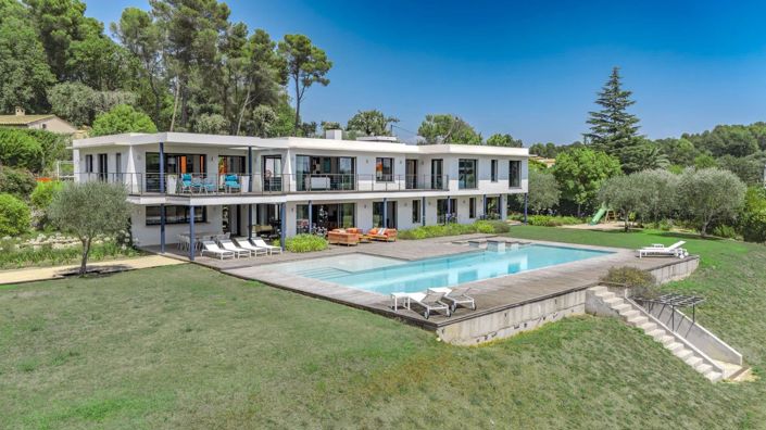 Image No.2-6 Bed House for sale