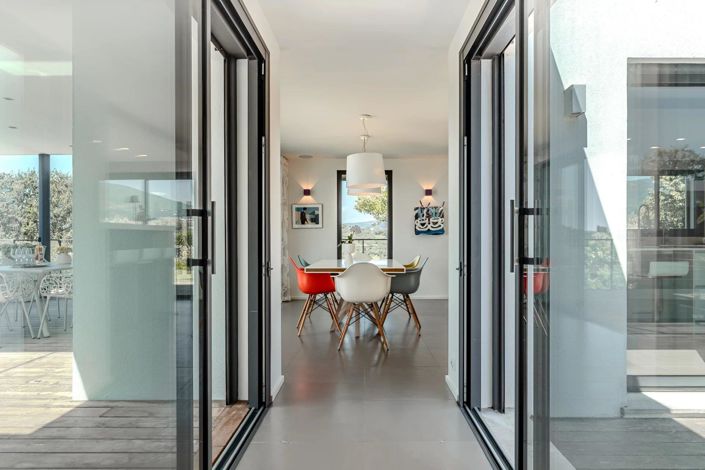 Image No.21-6 Bed House for sale