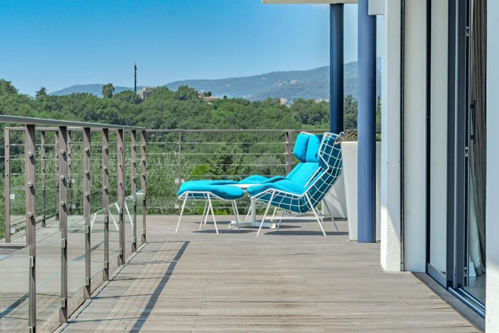 Image No.28-6 Bed House for sale