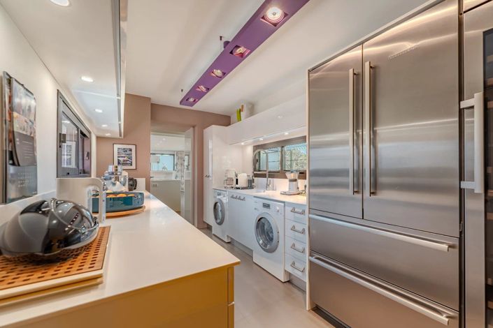 Image No.32-6 Bed House for sale