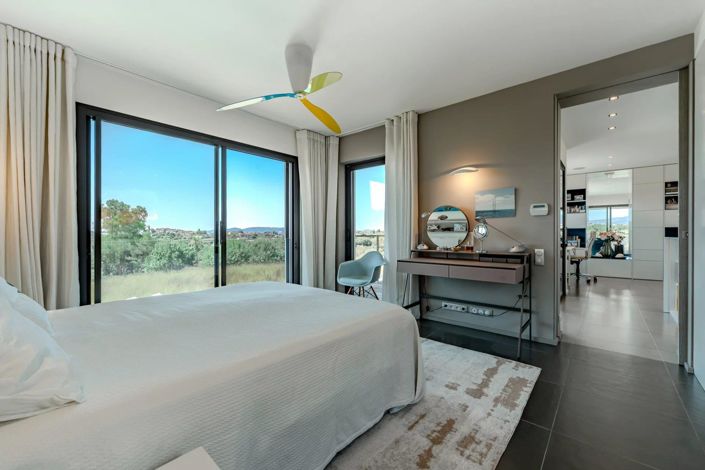 Image No.35-6 Bed House for sale