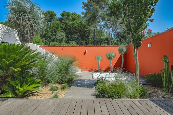 Image No.36-6 Bed House for sale